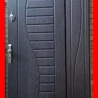 درب دو لنگه ورودی چوبی در حد نو