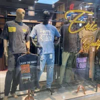 مانکن مردانه و زنانه