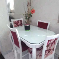 میز نهار خوری چهار نفره در حد نو نو