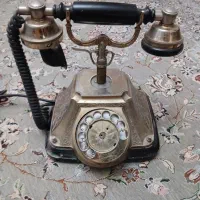 تلفن عتیقه