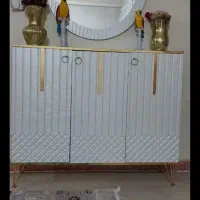 آیینه و کنسول