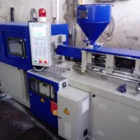 نیروی اقا مجرد کار در تزریق پلاستیک