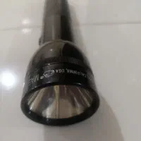 چراغ قوه فقط باطریش تموم شده باطری میخاد نو هستش|کوهنوردی و کمپینگ|اهواز, کیان اباد|دیوار