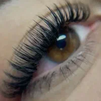 خدمات و آموزش اکستنشن مژه با قیمت استثنایی