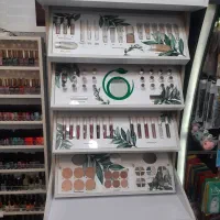 استند آرایشی شون