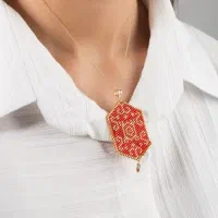 زنجیر و پلاک طلا ۲۰۰ بالاتر از تابلو