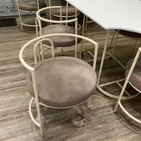 میز صندلی|کافیشاپ و رستوران|رشت, دیلمان|دیوار