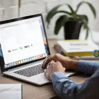 کار خانگی ساخت عکس با canva و ادیت مقاله در وردپرس