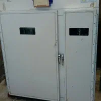 دستگاه جوجه کشی