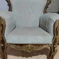 مبل تمیز و بدون شکستگی