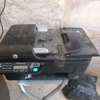 کیس به همراه اسپیکر و پرینتر
