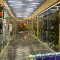 مغازه خیابان حرم قلب بازار