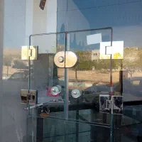 درب کرکره برقی.جک بازویی.شیشه سکوریت|خدمات پیشه و مهارت|صدرا-فارس, فاز ۱|دیوار