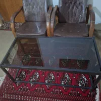 دوعدد صندلی انتظار و میز برای دفتر مغازه و بنگاه