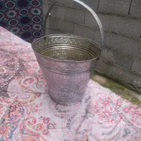 سطل زباله برنجی|کلکسیون اشیاء عتیقه|رشت, چمارسرا|دیوار
