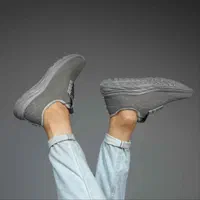کتونی آدیداس سایت بافت جورابی طوسی سیر کفش اسپرت|کیف، کفش، کمربند|تهران, تاکسیرانی|دیوار