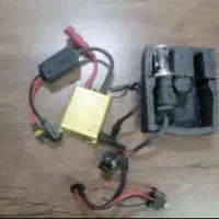 هدلایت زنون رینگ لاستیک کفپایی طاقچه عقب 405 206|قطعات یدکی و لوازم جانبی|فردیس, شهرک هفده شهریور|دیوار