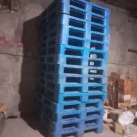 ۱۶ عدد پالت پلاستیکی آبی رنگ