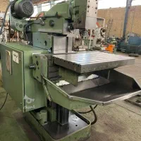 تراشکار و  فرزکار اپراتور دستگاه فرز FP4M وارد