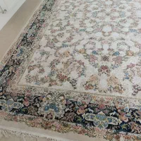 دو عدد فرش نه متری و چهار متری