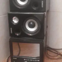 یک عدد دی وی دی و سی خورفلش خور