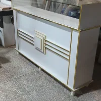 ویترین مغازه .قفسه بندی.کانتر پیشخوان