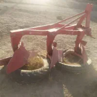 گاو آهن 12|ماشین‌آلات صنعتی|قروه, |دیوار