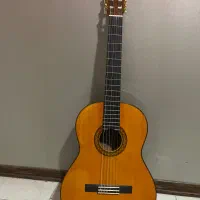 گیتار یاماها C70