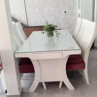 میز ناهار خوری ۶ نفره کاملا سالم