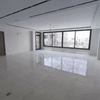 تاپ لوکیشن۱۰۴متر فول امکانات سالن پرده خور