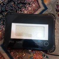 پروژکتور ال ای دی