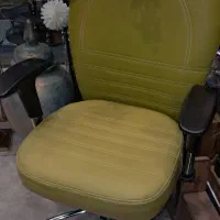 صندلی گردون جک دار