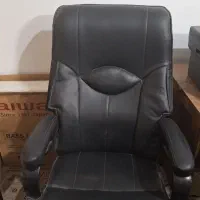 صندلی مدیریت و صندلی گردان