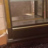 بوفه|کلکسیون اشیاء عتیقه|دوگنبدان, |دیوار