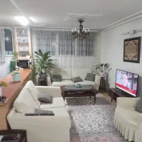 طوس ۲۰۰متر بنای قابل سکونت تمیز ۲ طبقه و نیم