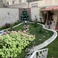 ویلایی-دو-واحدی-مستقل-مناسب-سکونت-و-دفتر-کار-اداری