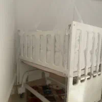 گهواره نوزاد در حد نو