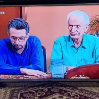دو عدد تلویزیون ۴۳ اینچ الجی اصل کره بشرط سالم