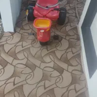 سه چرخه همه چی داره دسته هم داره توعکس هم مشخصه