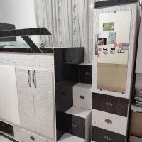 تخت دوطبقه با کمد لباس و کمد و میز تحریر|تخت و صندلی بچه|چابهار, |دیوار