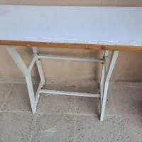 میز چرخ خیاطی کاملا سالم ونو