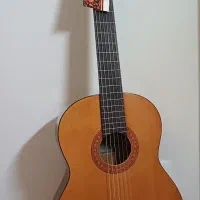 گیتار YAMAHA C40 اصل + کاور برزنتی