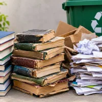 خرید و فروش کتاب و ماغذ باطله