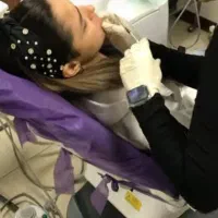 استخدام دستیار خانم در کلینیک پوست و مو