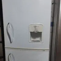 یخچال آیسان