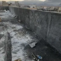 پلاستر سوله دامداری مرغدار دیوار . نما طرح سنگ چوب