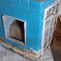 یک عدد کولر آبی صحیح وسالم با قیمت مناسب