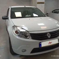 ساندرو دنده ای