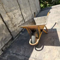 فرقون و چهارپایه