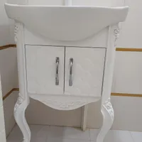 روشویی کابینتی به همراه آینه و باکس